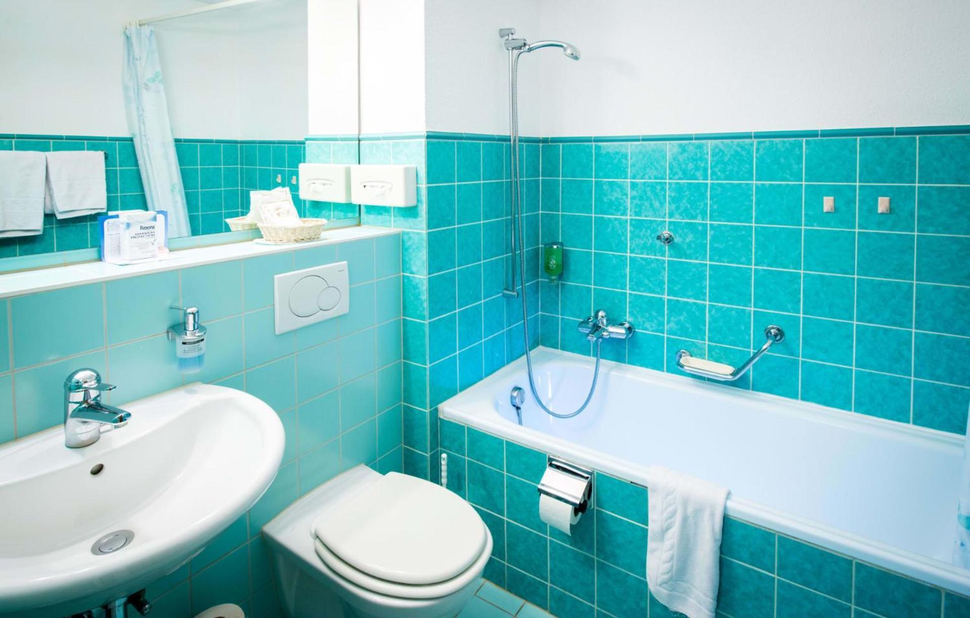 Badehotel Salina Maris – Wellness & Vintage Mörel Esterno foto