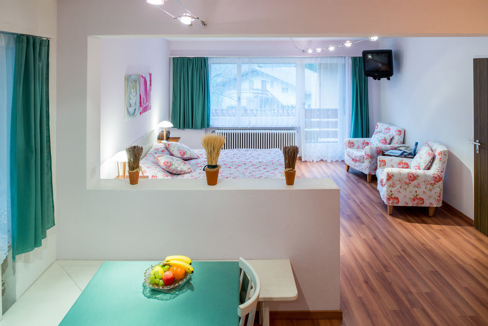 Badehotel Salina Maris – Wellness & Vintage Mörel Esterno foto