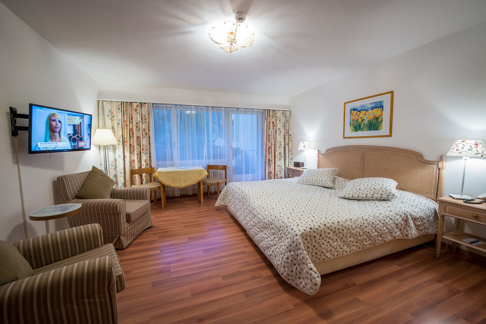 Badehotel Salina Maris – Wellness & Vintage Mörel Esterno foto