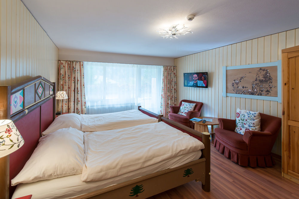 Badehotel Salina Maris – Wellness & Vintage Mörel Esterno foto